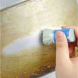 עוד קוצץ ירקות ומברשת קסם לניקוי כתמים קשים