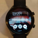 מדריך: הקשבה למוזיקה משעון חכם ללא צורך בטלפון